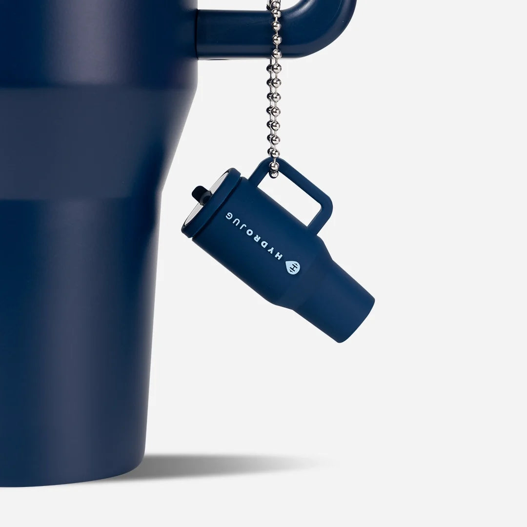 traveler-keychain-h6 Web-TravelerKeychainPhotos-Navy2.webp